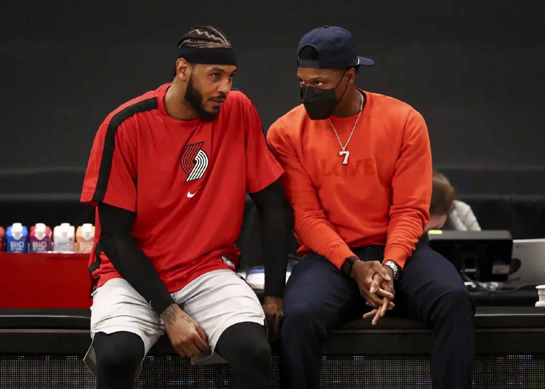 后场出球压 后场出球压