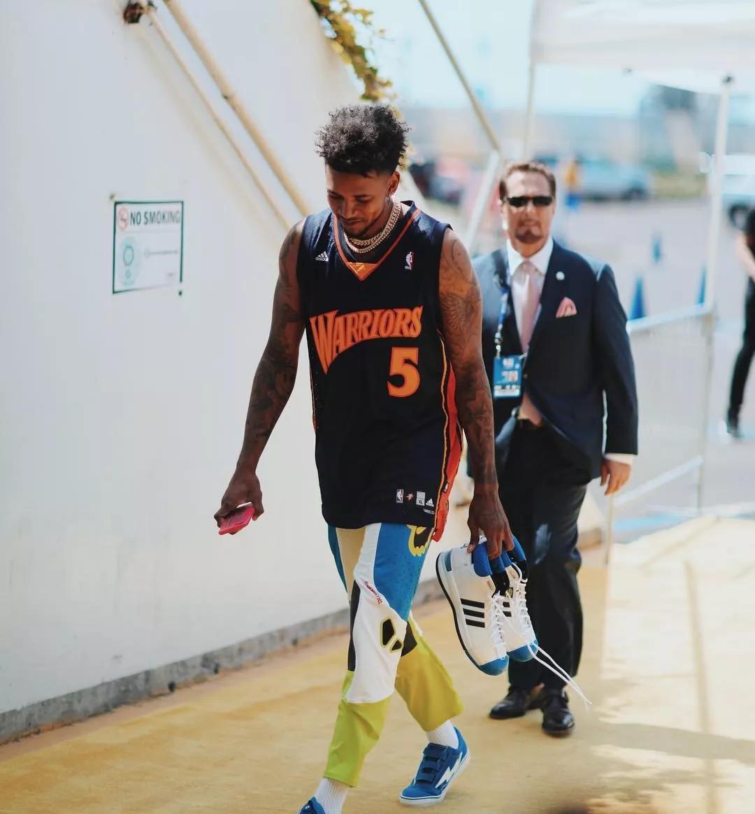 更利于口碑 更利于口碑